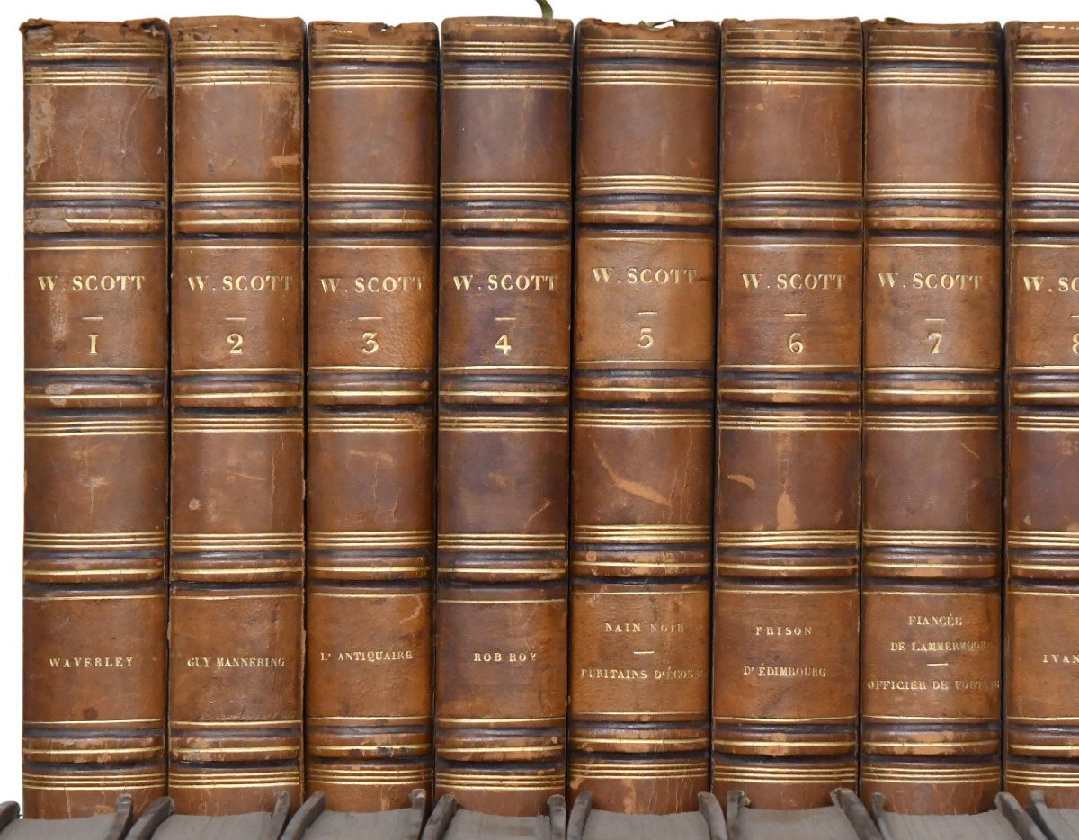 Collection livres de Walter Scott, Édition Furne et Charles Gosselin 1839, 30 volumes In-8-photo-2