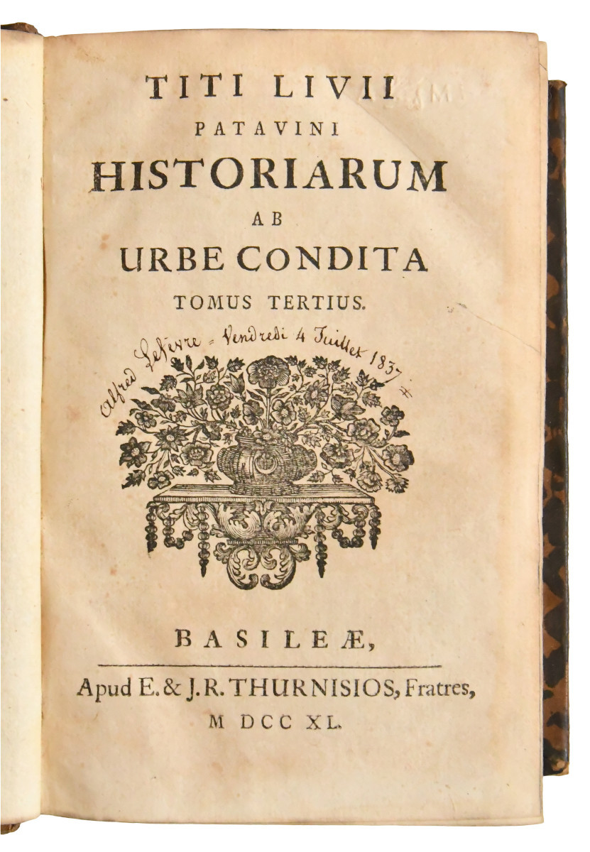 Livre " TITI LIVII Patavini Historiarum ab Urbe Condita " 1740, 3 volumes-photo-1