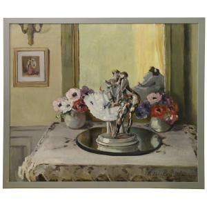 Marie BERTON-MAIRE (1894-1975) Huile sur toile Scène d'Intérieur avec groupe porcelaine Meissen