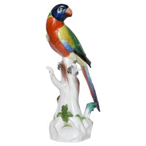 Grand statuette en porcelaine de Meissen représentant un perroquet, Modèle 63 (H=32cm)