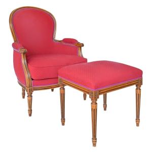 Fauteuil bergère de style Louis XVI avec son tabouret