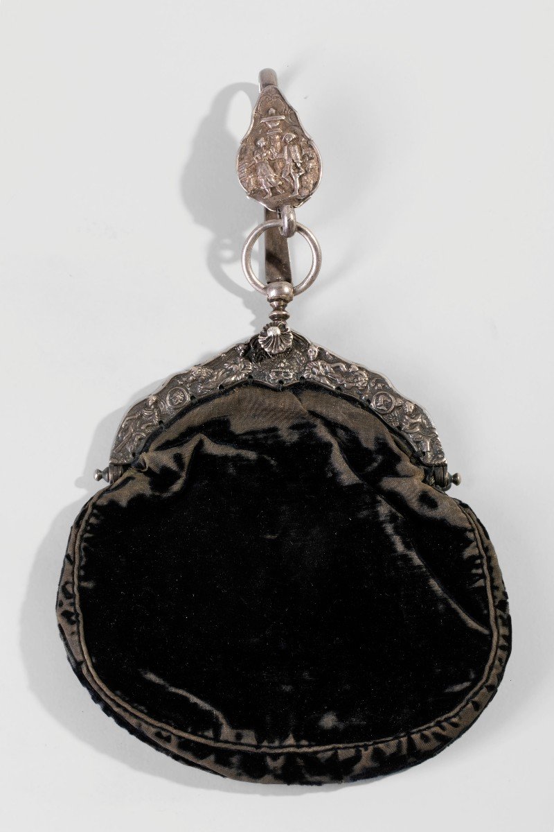 Velvet Purse With Silver Mount - Holland, Early 19th Century 