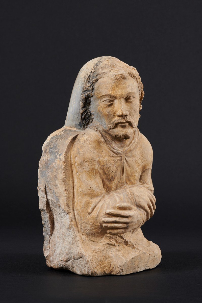 French Renaissance Limestone Male Bust-photo-4