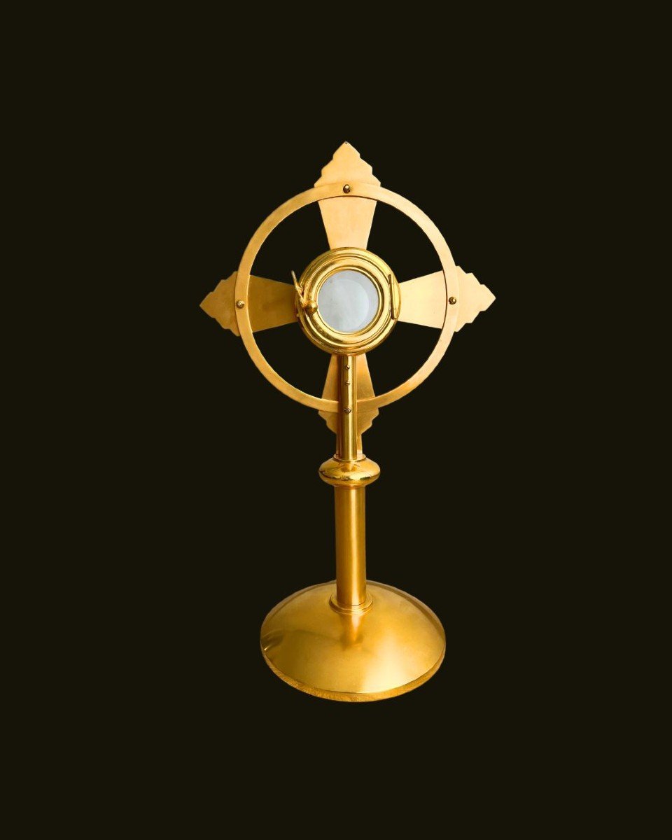 Monstrance-photo-3