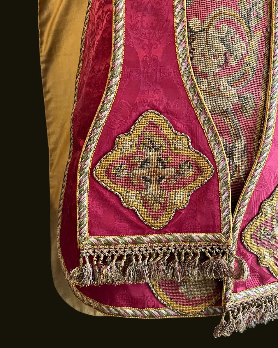 Red Chasuble-photo-3