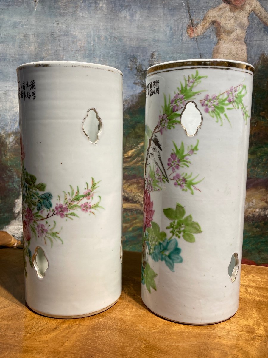 Chine - Paire De Vases Rouleaux En Porcelaine Figurant Des Oiseaux Branchés - Haut. : 28 Cm. -photo-3