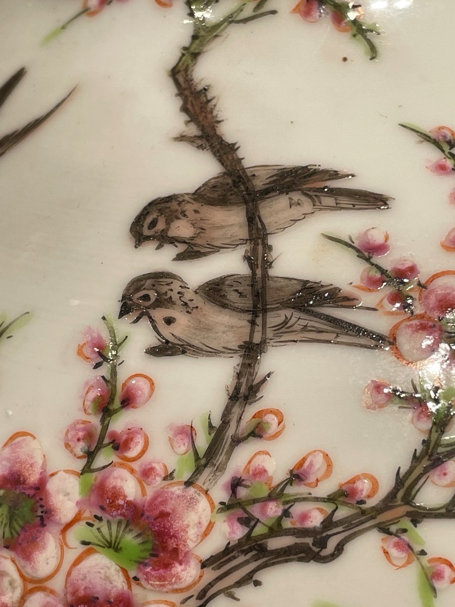 Chine - Vase Balustre à Long Col Orné D’oiseaux Branchés Sur Un Cerisier En Fleur, XIXe Siècle.-photo-4