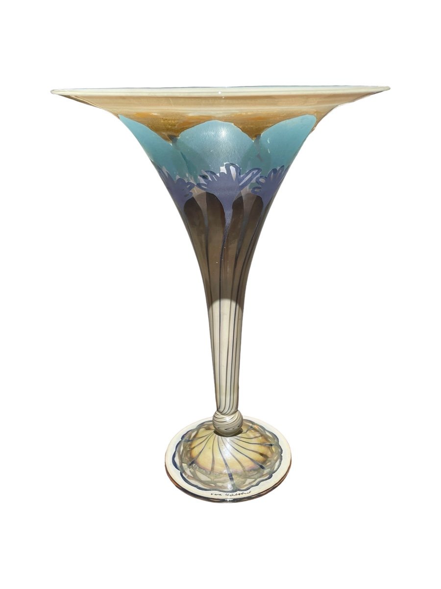 Vera Walther - Corole Vase In Iridescent Green, 1980s, Appears Condition - High. 34 Cm.