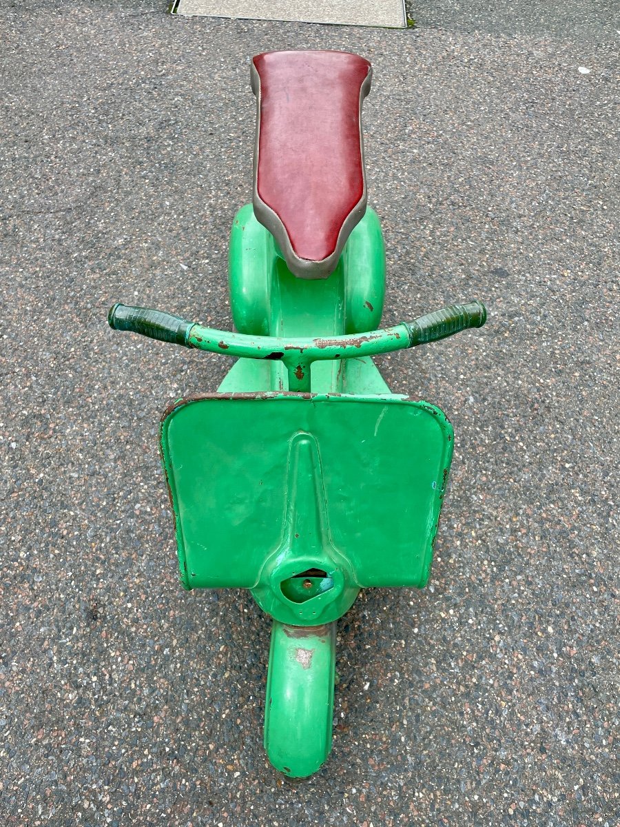 Polychrome Sheet Metal Vespa Scooter From Manègle, 1960s. -photo-4