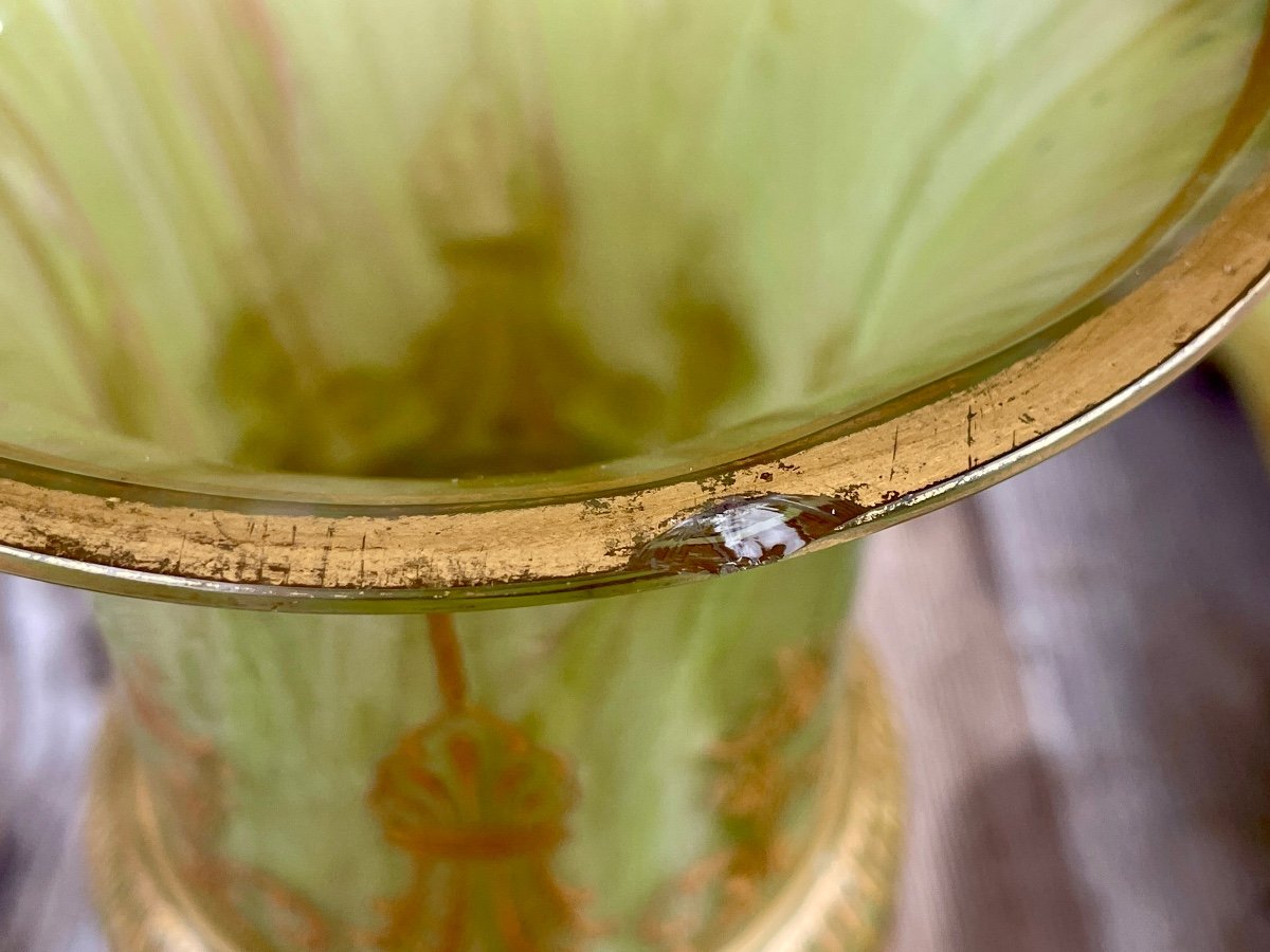 Paire De Vases Cornets En Verre Marmoréen, Napoléon III - Haut. 29,5 Cm.-photo-1