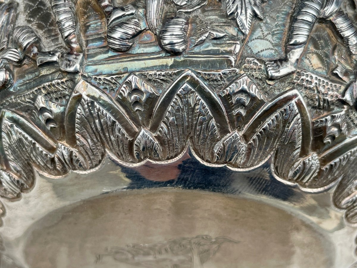 Solid Silver Thabiek Bowl Decorated With Scenes From The Ramayana - Burma, 19th Century. -photo-6