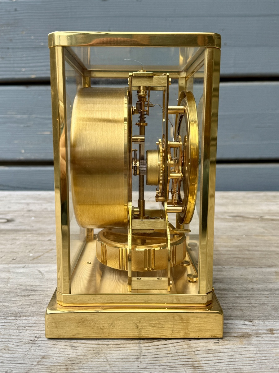 Jaeger Lecoultre - Cage Clock, Atmos Model, In Gilded Brass, Very Good Condition - H: 22.3 Cm. -photo-3