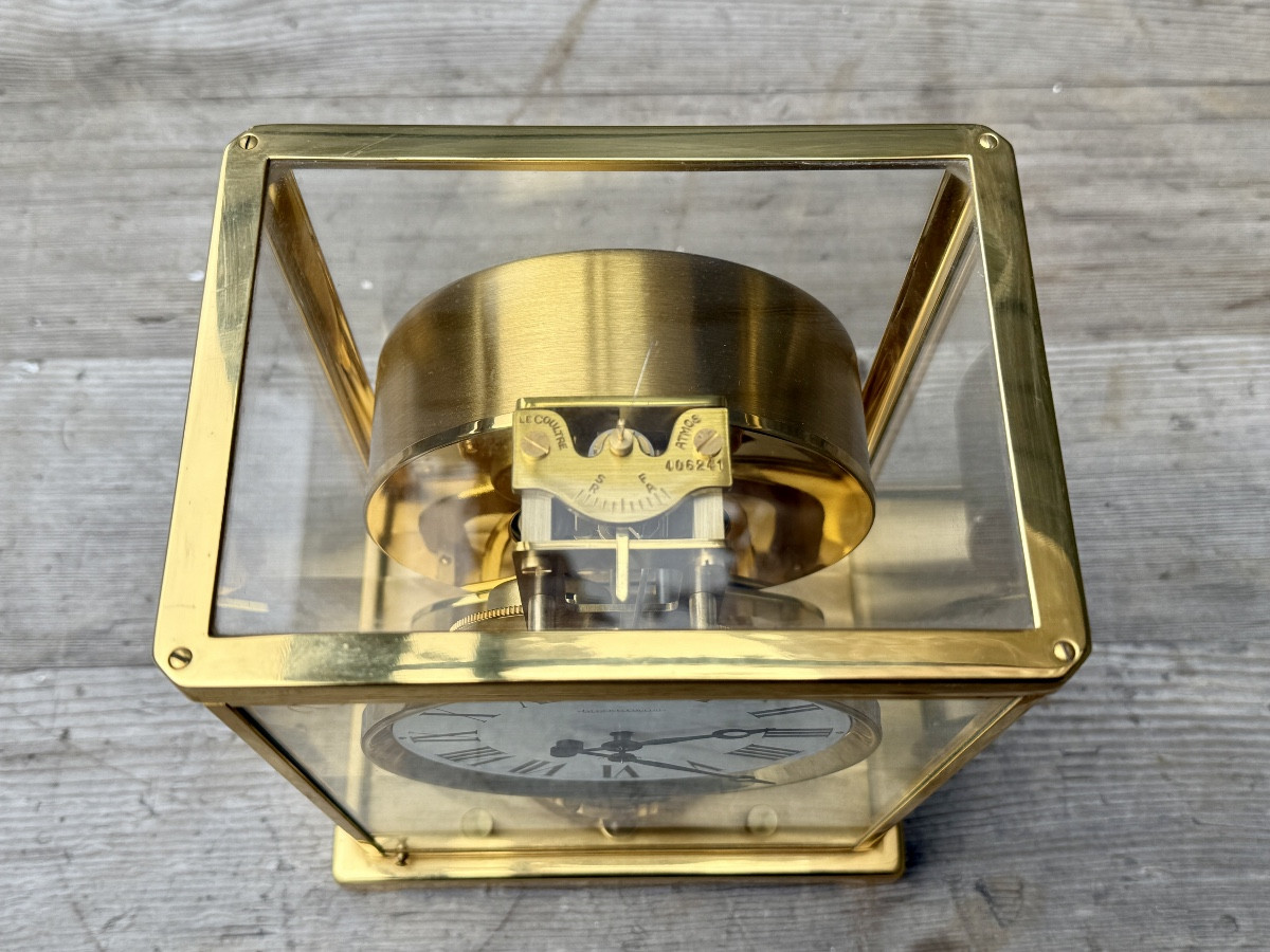 Jaeger Lecoultre - Cage Clock, Atmos Model, In Gilded Brass, Very Good Condition - H: 22.3 Cm. -photo-2