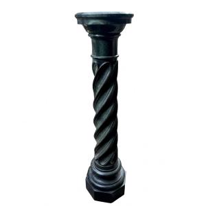 Serpentine Column.