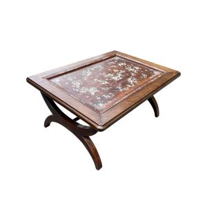 Indochina - Coffee Table, The Ironwood Top With Rich Burgoté Mother-of-pearl Decor, Late 19th Century 