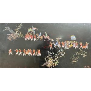 Nguyễn Than Lễy (1919-2003) - Le Cortège - Laque Sur Panneau - Larg. : 120,5 Cm. 