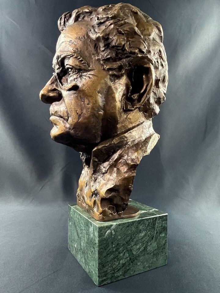 Large Numbered Dated Bust Patinated Bronze On Green Marble Base Signed Milan Lukac-photo-2