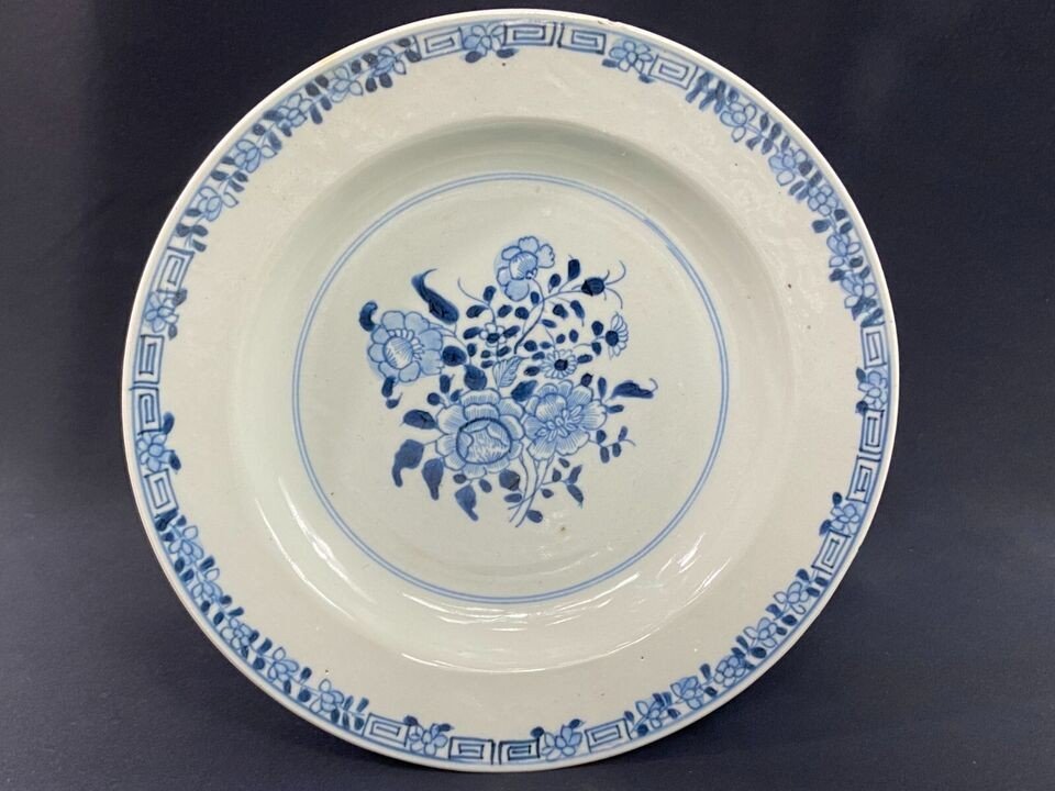 Paire d'Assiettes XVIIIe En Porcelaine Compagnie Des Indes Extrême-orient Chine-photo-1