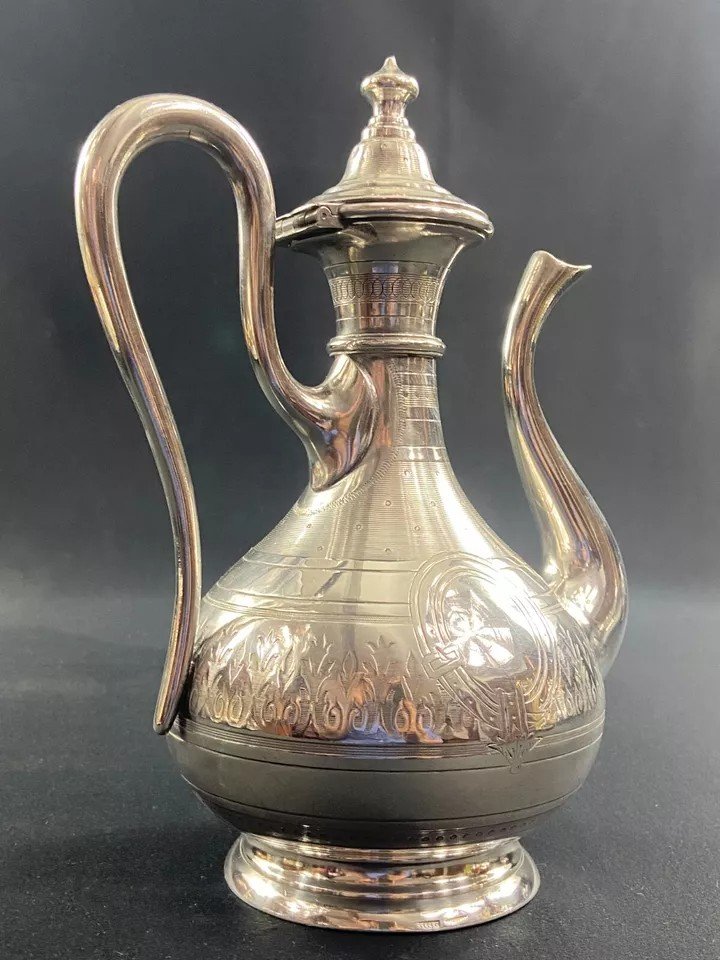 19th Century Silver Metal Coffee Pot With Rich Napoleon III Guilloche Decor-photo-3