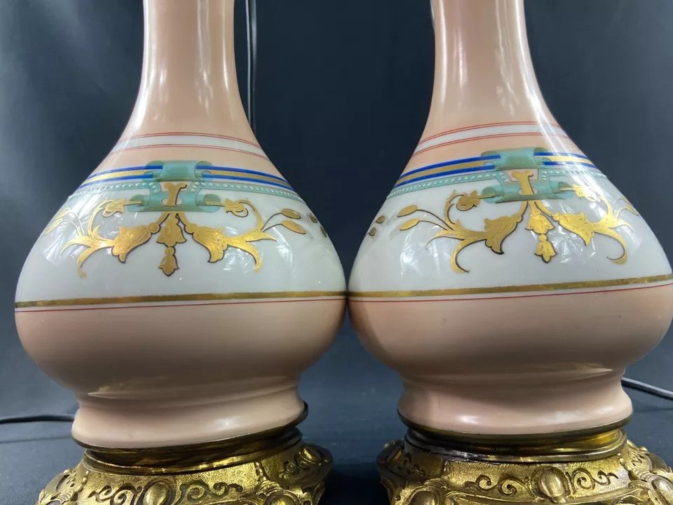 Pair Of Old Paris Porcelain Lamps On Bronze Louis-philippe Period 1830-photo-3