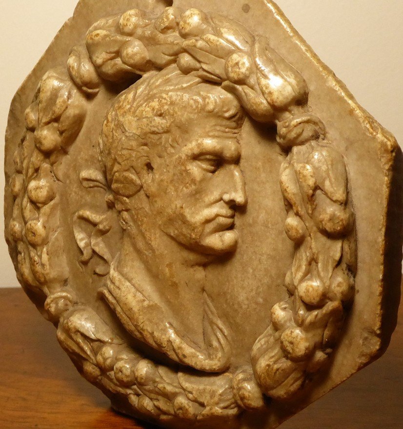 Small 16th Century Marble Relief Representing A Profile Of A Roman Emperor-photo-1