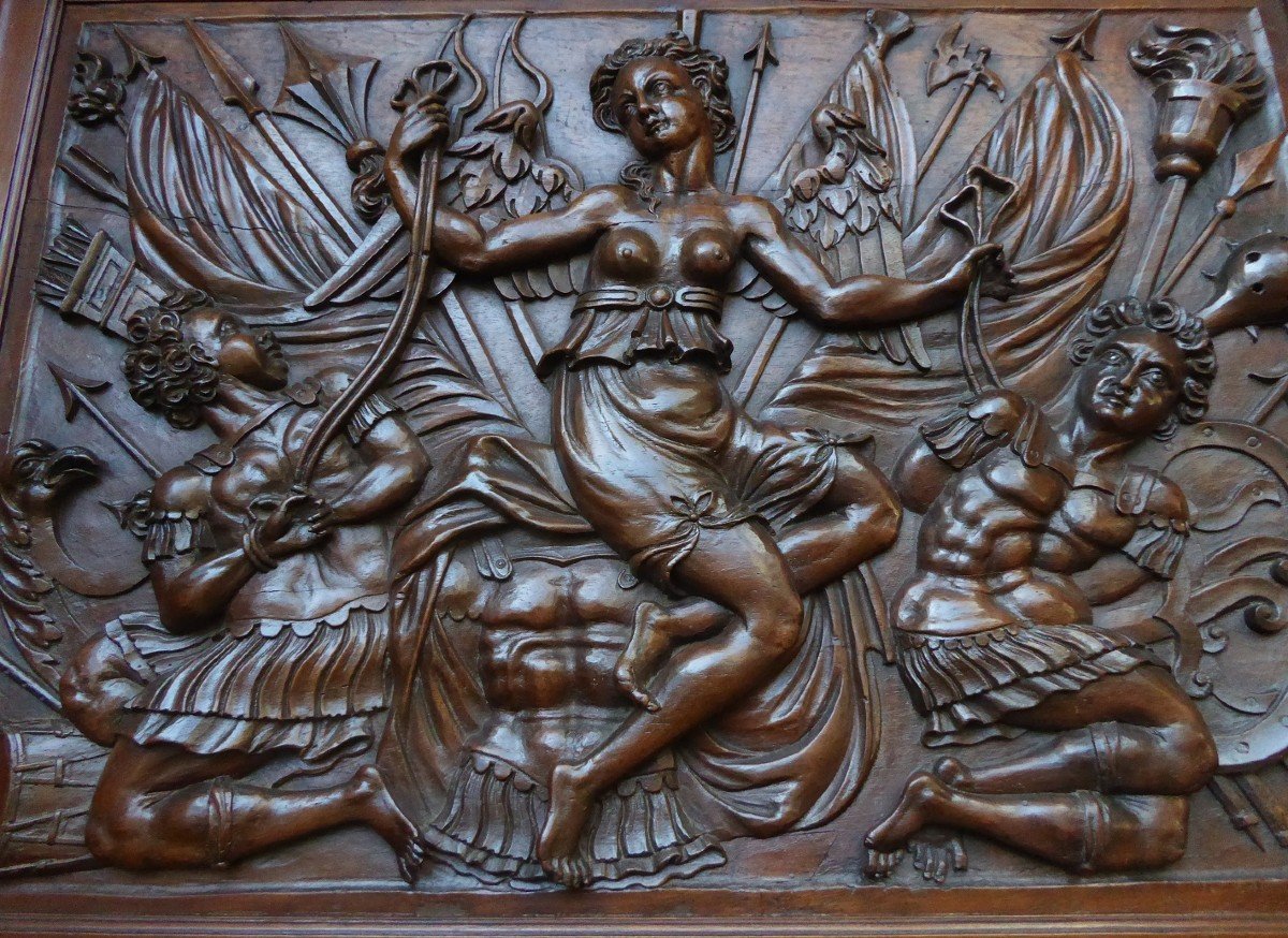 Large Carved Walnut Panel From The 16th Century-photo-3