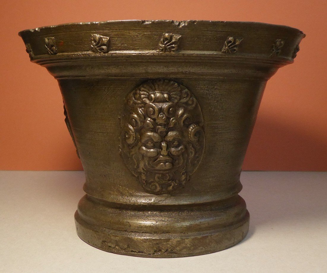 Large Bronze Mortar From The 17th Century-photo-2