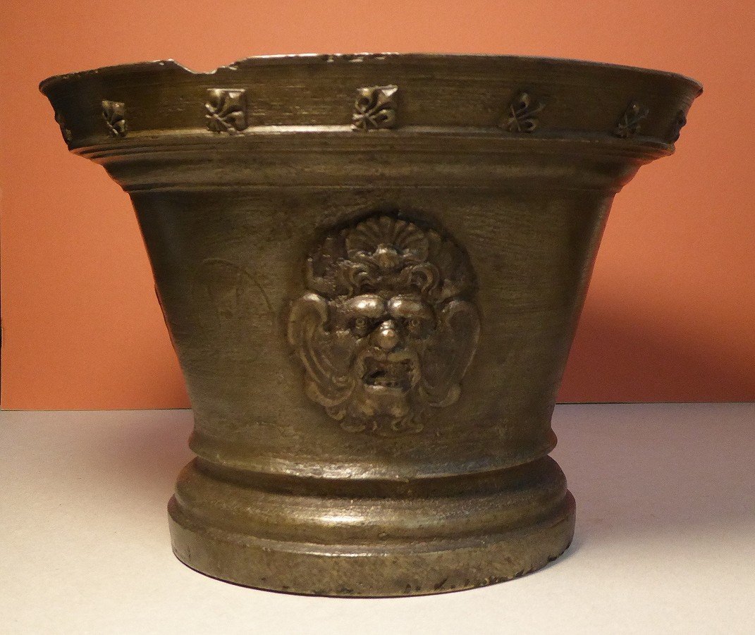 Large Bronze Mortar From The 17th Century-photo-3