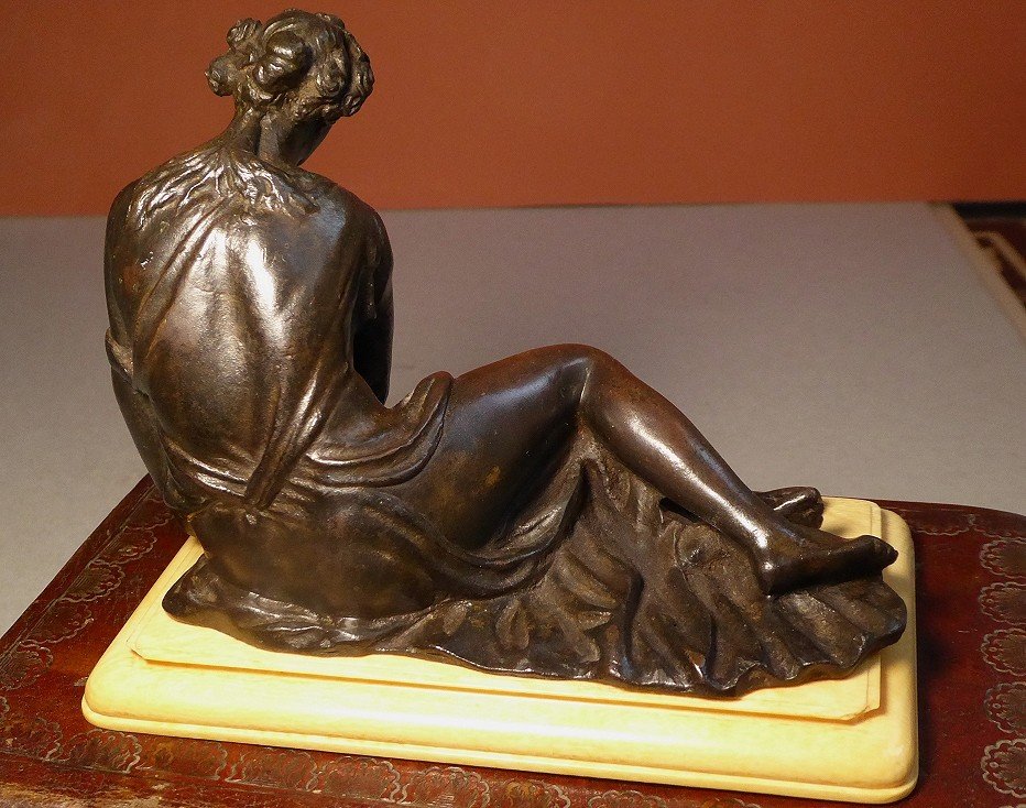 La Nymphe à la Coquille d'après l'Antique - Bronze d'époque XVIIIe Siècle-photo-3