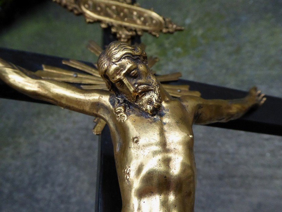 Crucifix En Bronze Doré Et Placage d'ébène - époque XVIIe Siècle - Vanité - Christ-photo-5