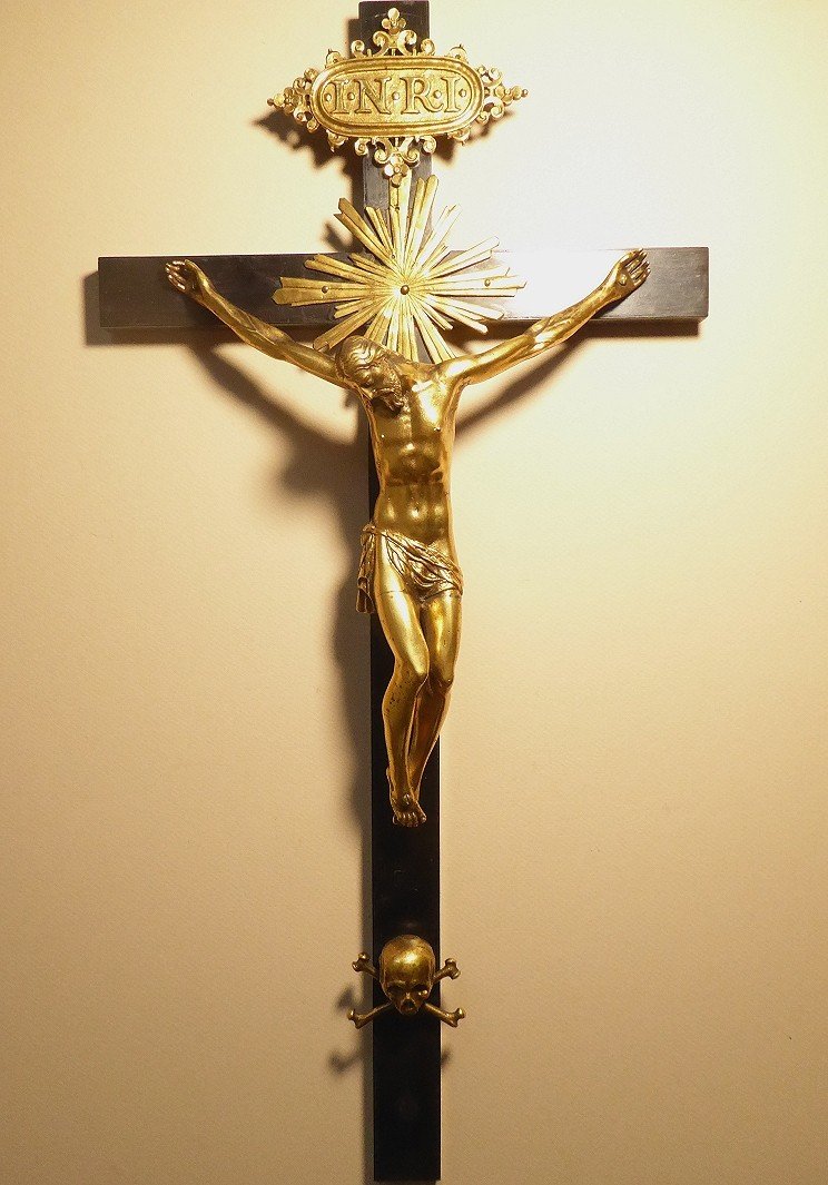 Crucifix En Bronze Doré Et Placage d'ébène - époque XVIIe Siècle - Vanité - Christ