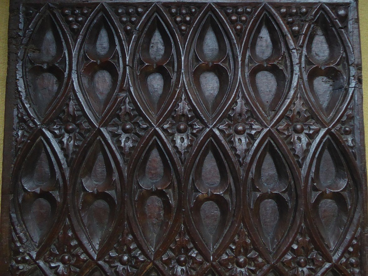 Gothic Panel In Carved Walnut, Late 15th Or Early 16th Century-photo-1