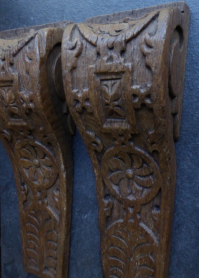 Pair Of Carved Oak Corbels Circa 1600-photo-2