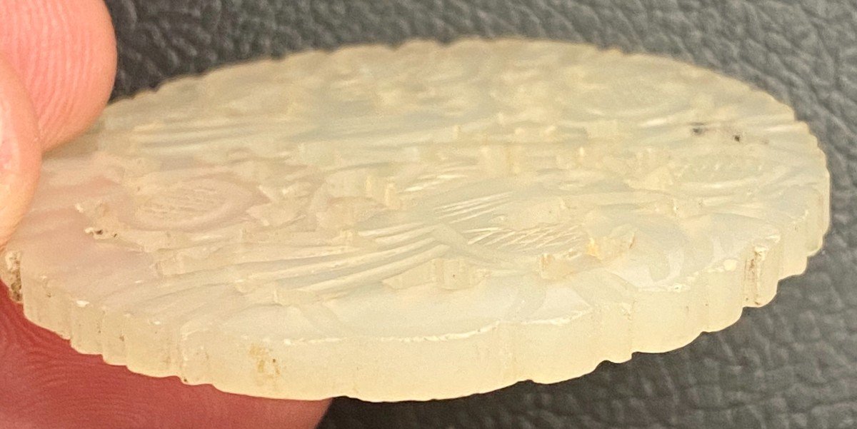 Pale Celadon Nephrite Jade Medallion China Mid 20th Century-photo-3