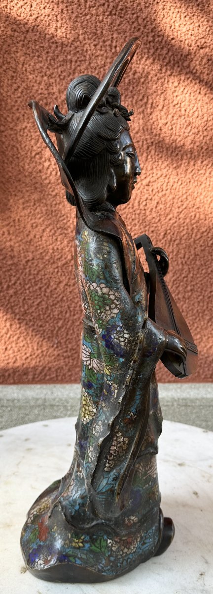 Grande Statuette De Geisha En Bronze Et émaux Cloisonnés Japon Fin 19e Début 20e signée -photo-5