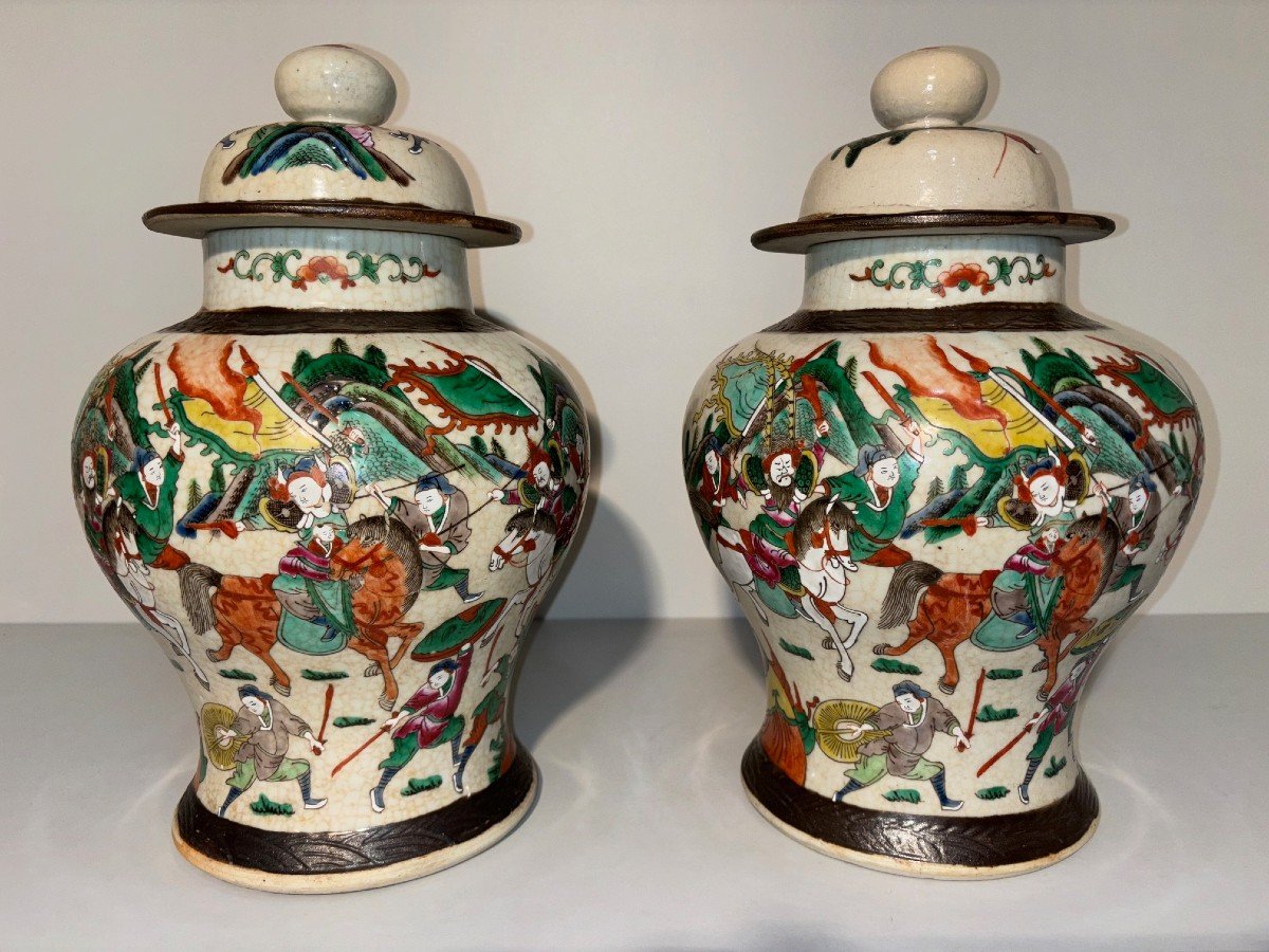 Paire De Vases Chinois Nankin/nanjing Qing Dynastie