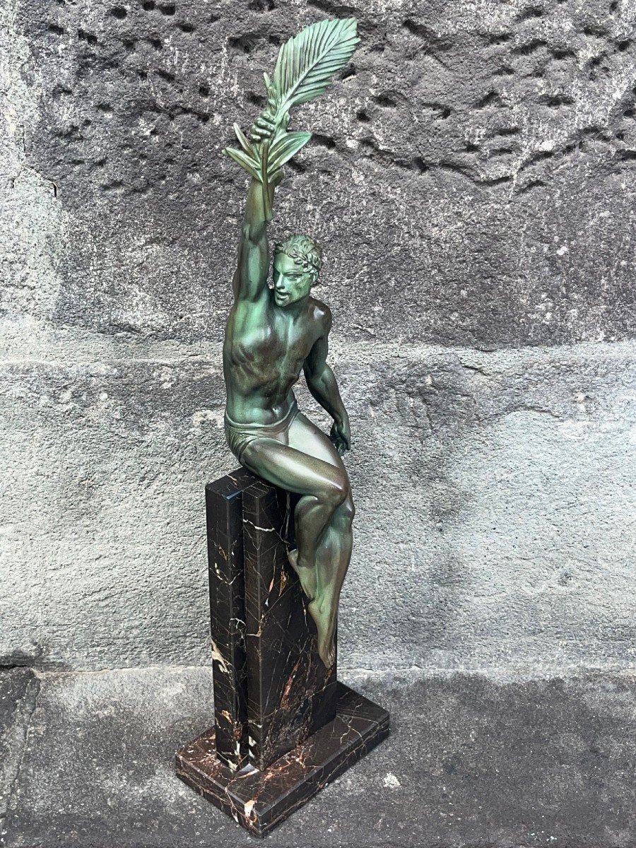 Sculpture Of Athlete With Palm Leaf Signed Pierre Le Faguays, Victoire-photo-2