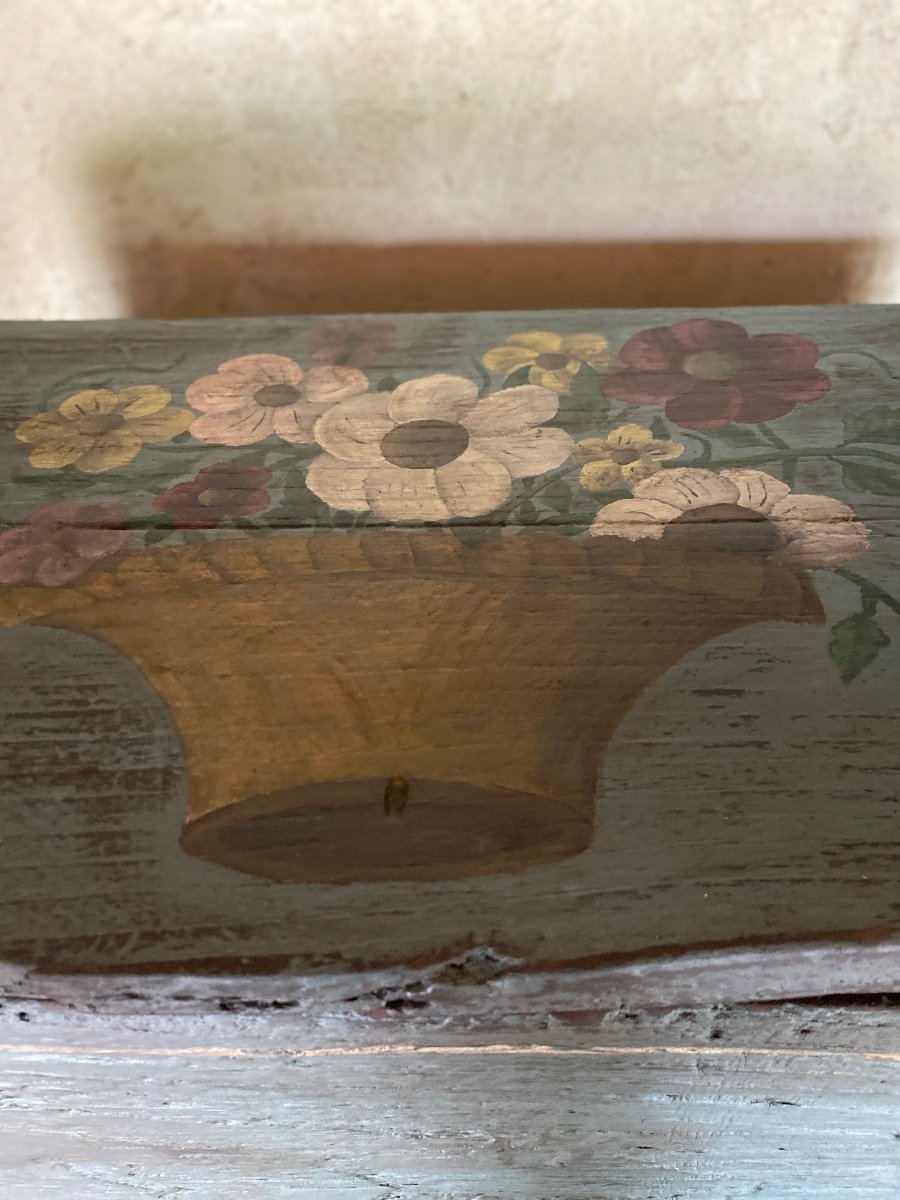 Small 18th Century Chest, Nicely Painted And Patinated-photo-6