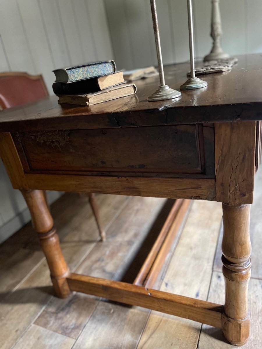 Table Bureau En Noyer Louis XIV Datant Du 18e Siècle -photo-8