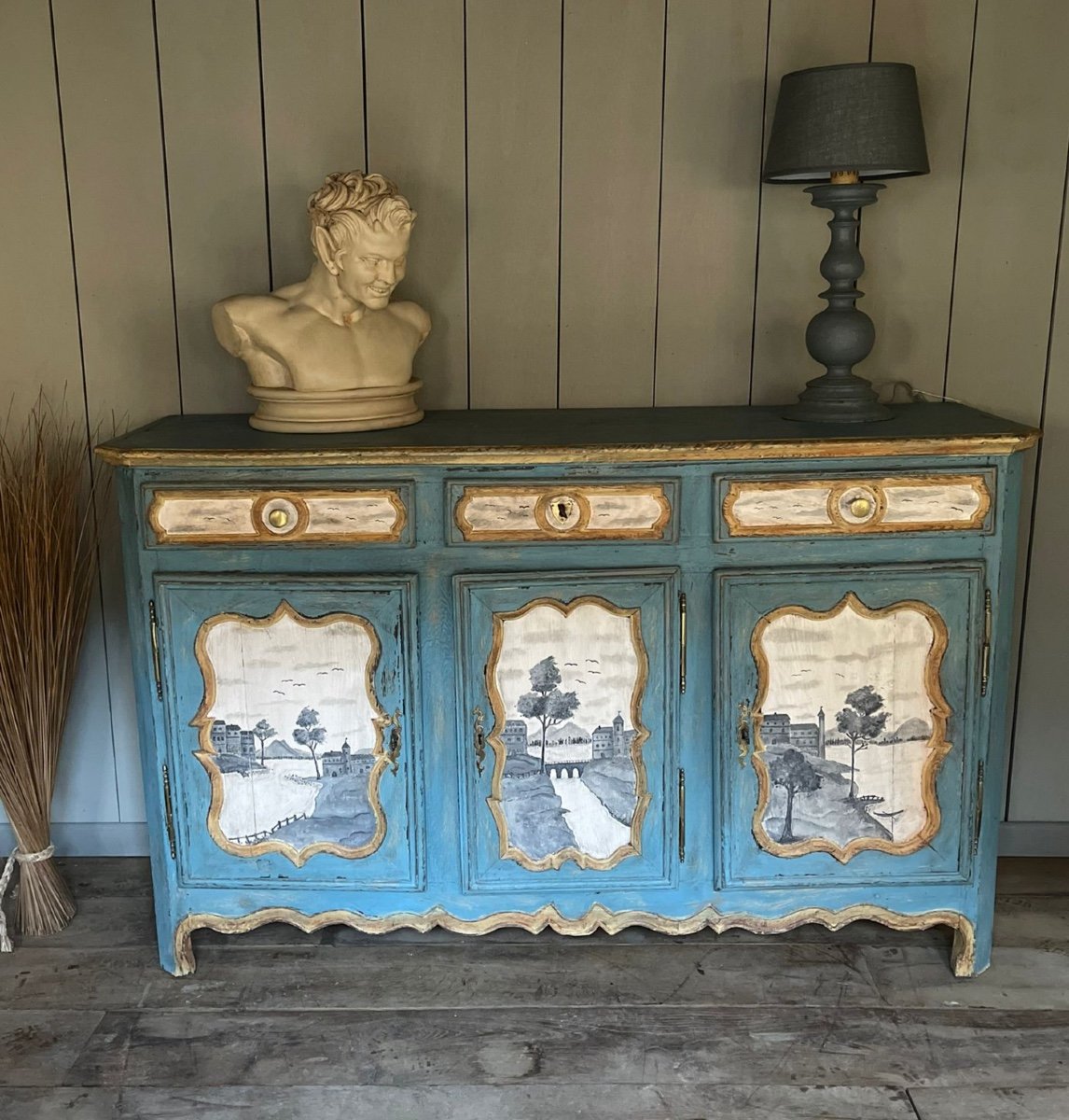 Louis XIV Sideboard Dating From The Early 18th Century Magnificent Patina 