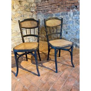 Pair Of Thonet Style Chairs From The 1900s Patina