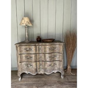 Louis XV Crossbow Chest Of Drawers Beautifully Patinated From The 1900s