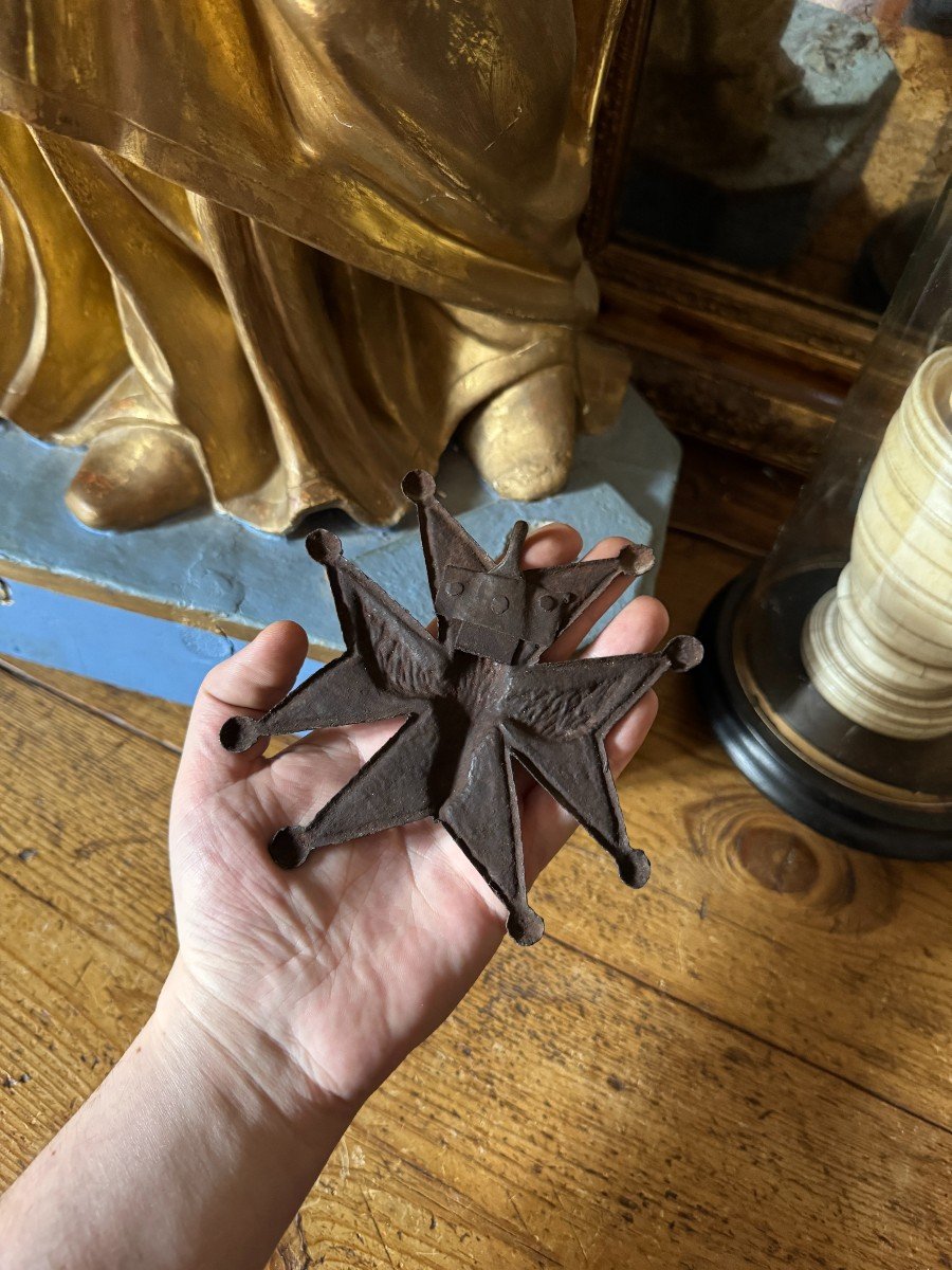 Repoussé Iron Cross – Dove, Annunciation – Cross Of The Holy Spirit – Early Period-photo-3