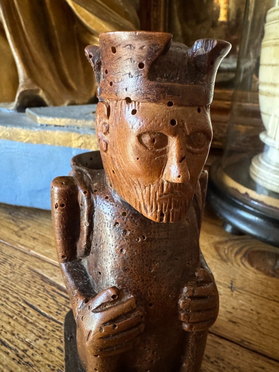 Naked Man With Crown - “king Of The Crotteux” - Pyrogen In Carved Wood - Folk Art -photo-6