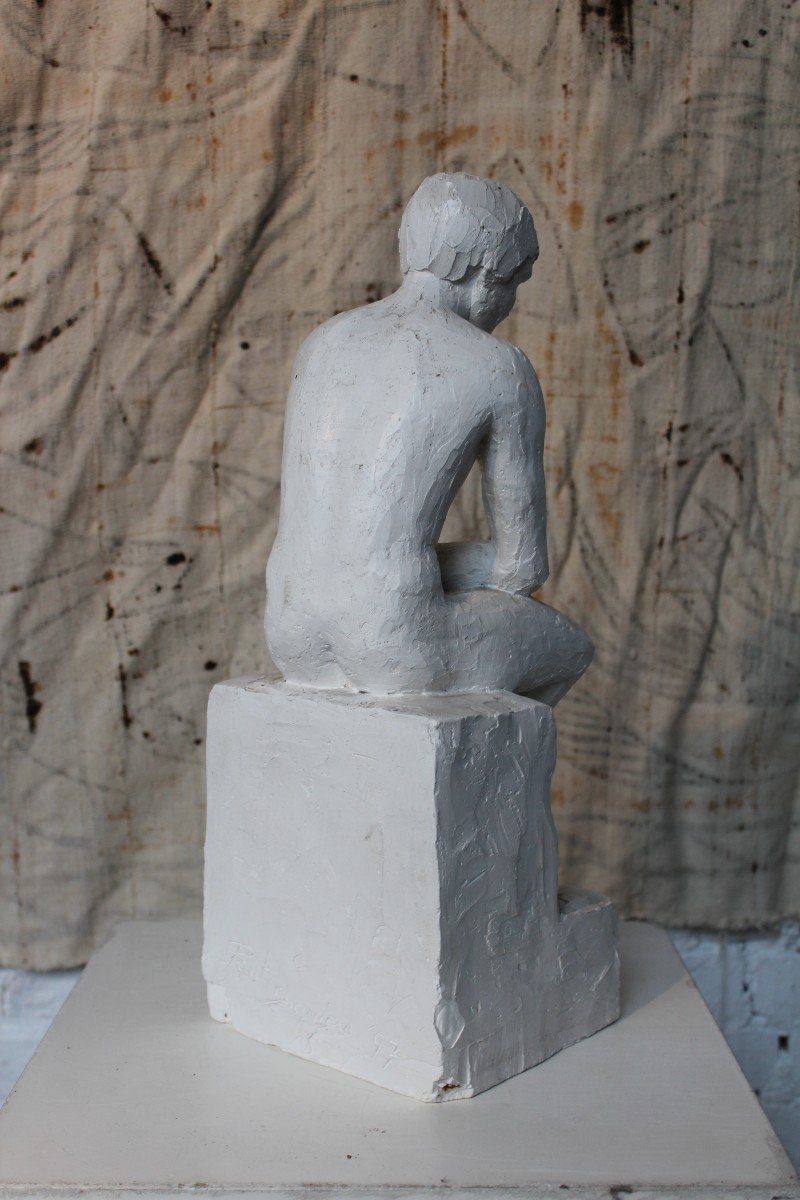 Academical Plaster Sculpture Of A Man-photo-5