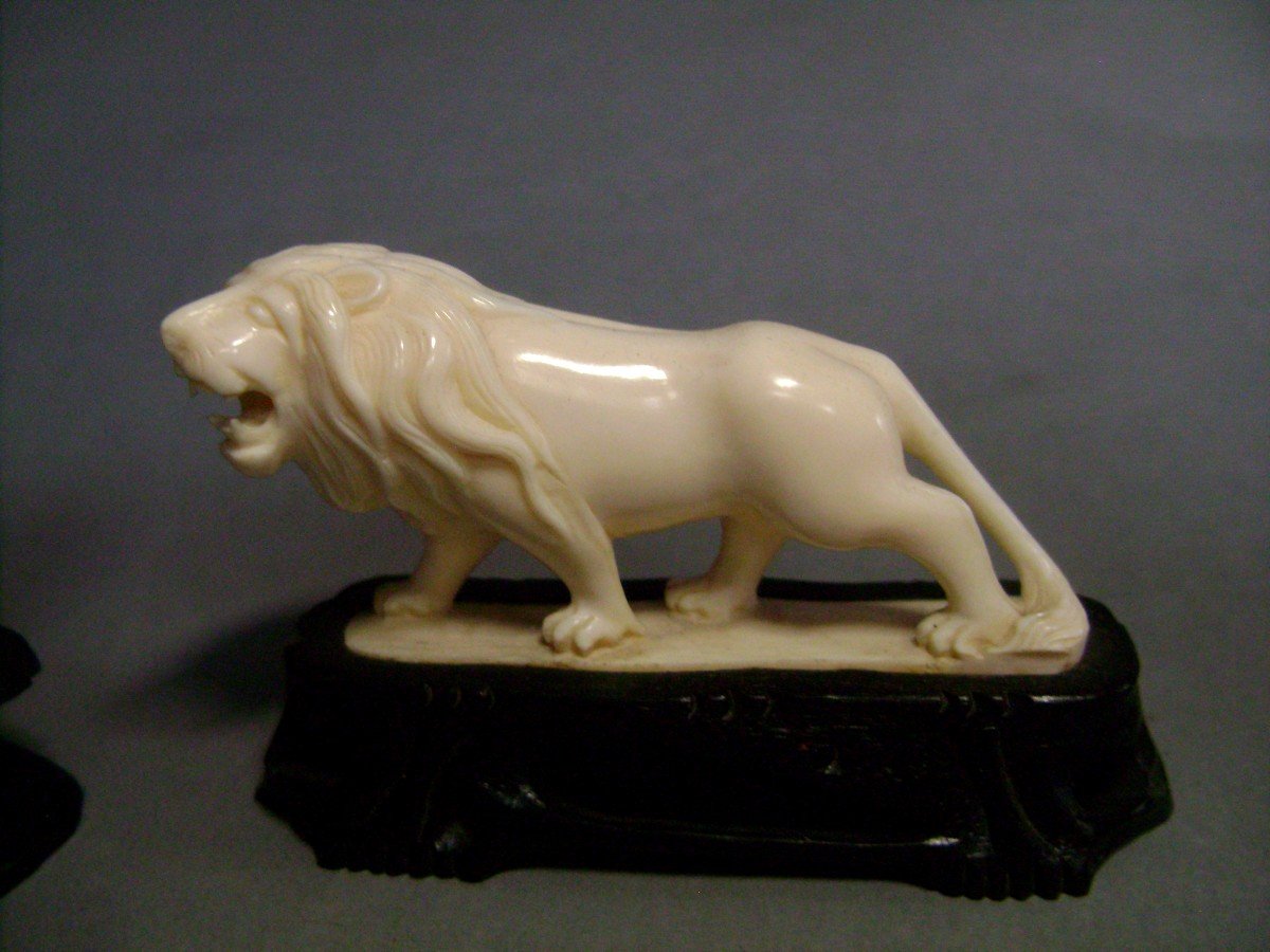 Ivory Okimono. Couple Of Lions. China 1920_30-photo-2