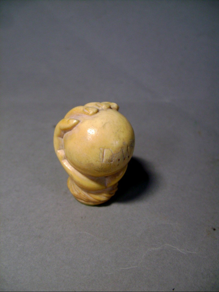 Ivory Cane Pommel. Hand On Billiard Ball. France 19th Century.-photo-1