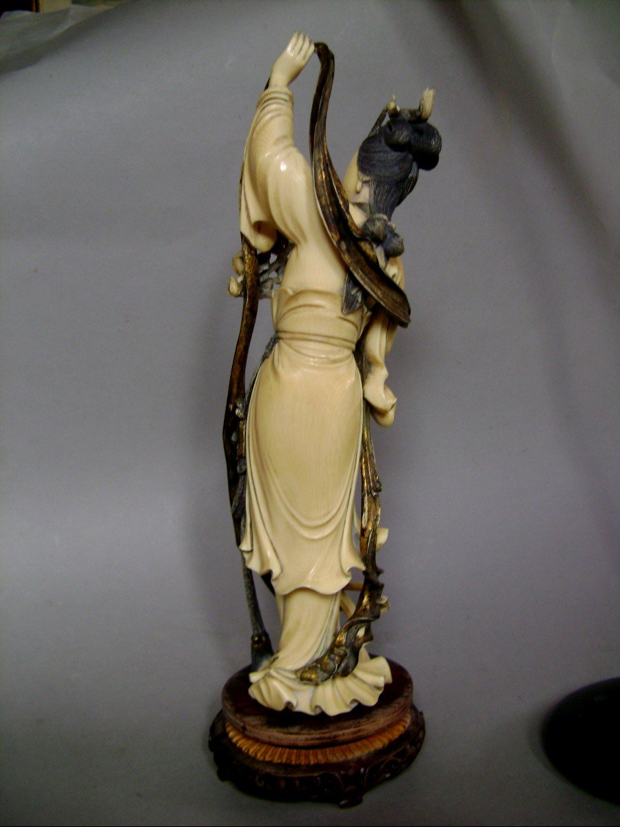 Okimono In Ivory. Gwan-yin With The Ribbon. China Early 20th Century.-photo-1