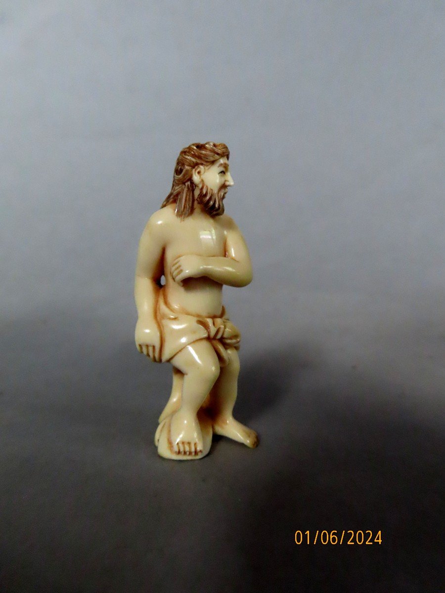 Ivory Netsuke. Jupiter? Apollo? Hercules? Japan Taisho Period (1912-1928)-photo-1