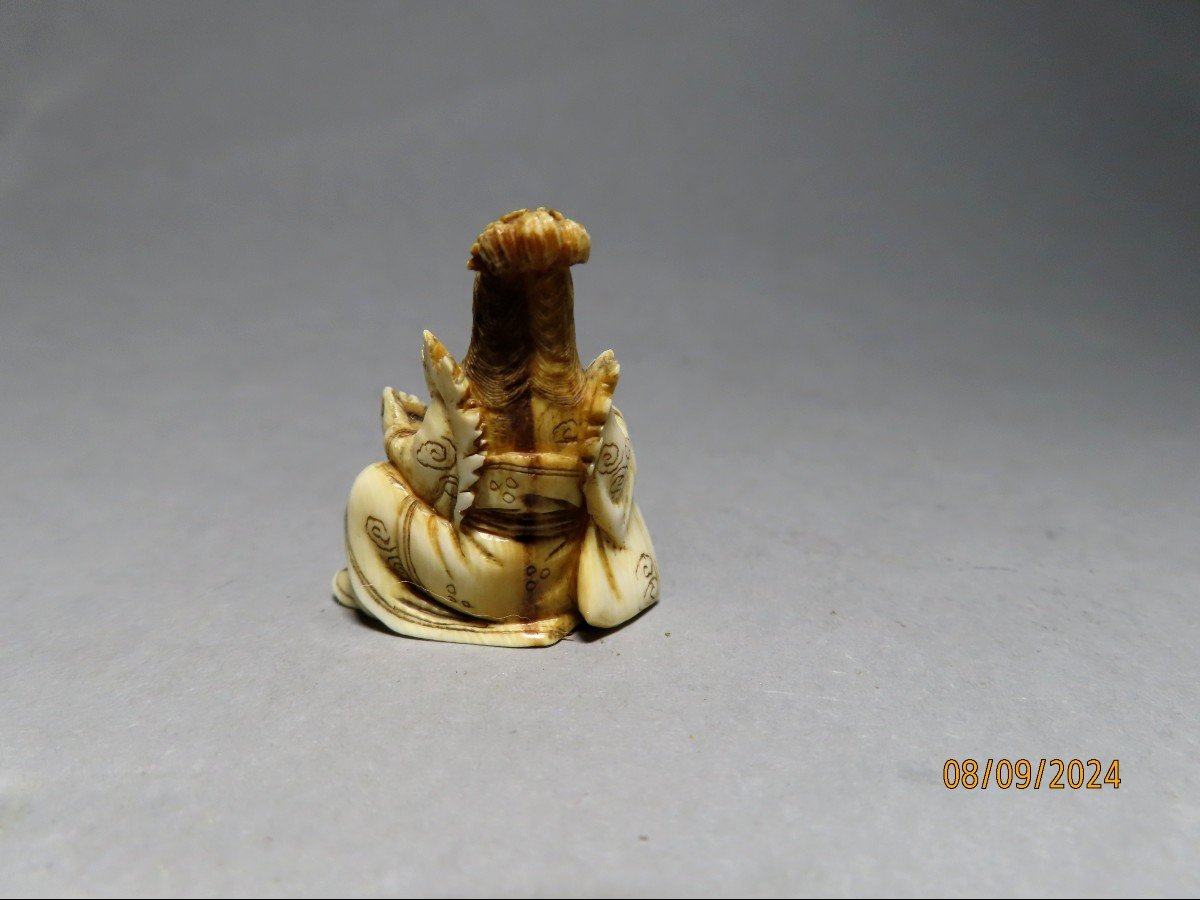 Netsuke En Ivoire. Benten Jouant Du Shamizen. Japon époque Meiji (1868-1912 )-photo-4